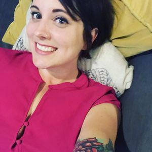 Meet your Posher, Cassandra